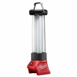 Milwaukee M18 LED Lantern 700 Lumens 2363-20 (BARE TOOL)