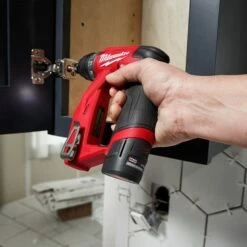 Milwaukee M12 REDLITHIUM HIGH OUTPUT CP2.5 Battery Pack 48-11-2425 -Home Tools Sales 2024 2425 8 1