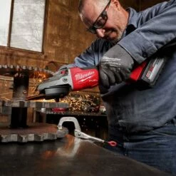 Milwaukee M18 FUEL 5" Flathead Braking Grinder W/ Paddle Switch, No-Lock (Tool Only) 2886-20 5 Milwaukee M18 FUEL 5" Flathead Braking Grinder W/ Paddle Switch, No-Lock (Tool Only) 2886-20 -Home Tools Sales 2024 2886 20 6
