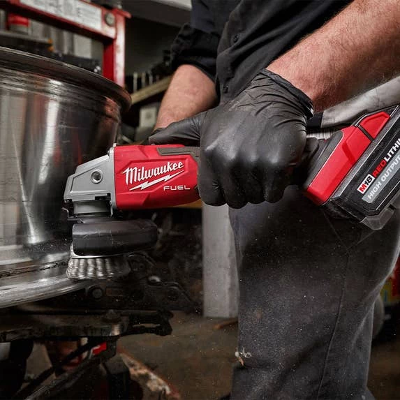 Milwaukee M18 FUEL 4-1/2" / 5" Variable Speed Braking Grinder w/ Slide Switch, Lock-On (Tool Only) 2889-20 Milwaukee M18 FUEL 4-1/2" / 5" Variable Speed Braking Grinder W/ Slide Switch, Lock-On (Tool Only) 2889-20 -Home Tools Sales 2024 2889 20 6