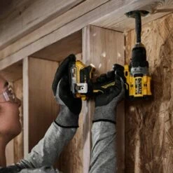 DeWalt 20V MAX XR Brushless Cordless 1/2" Drill/Driver 2-Battery Powerstack Kit DCD800E2 -Home Tools Sales 2024 dcd800e2 3