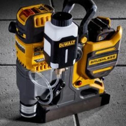 DeWalt 20V MAX Brushless 2" Magnetic Drill Press W/ FLEXVOLT ADVANTAGE Kit DCD1623GX2 5 DeWalt 20V MAX Brushless 2" Magnetic Drill Press W/ FLEXVOLT ADVANTAGE Kit DCD1623GX2 -Home Tools Sales 2024 dcdb 4 1